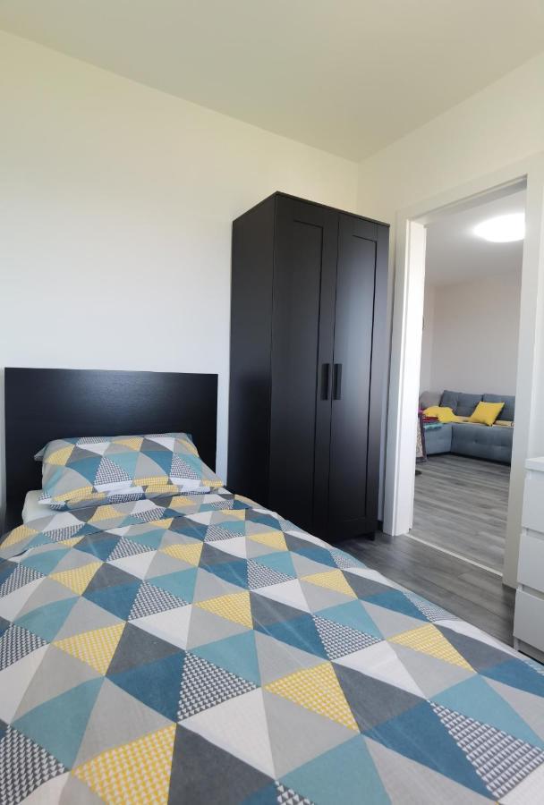 Apartment Pek Crikvenica Eksteriør billede