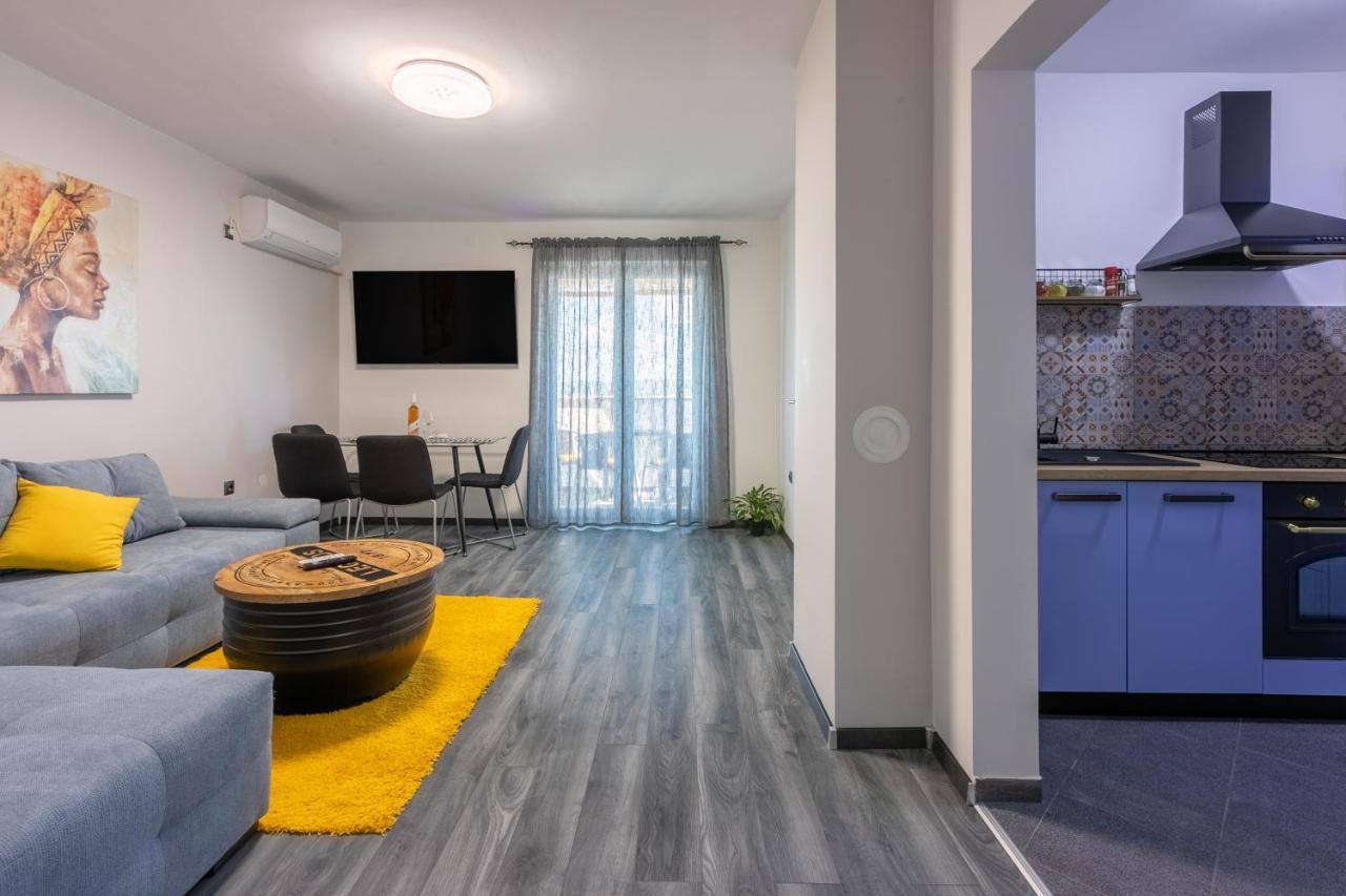 Apartment Pek Crikvenica Eksteriør billede
