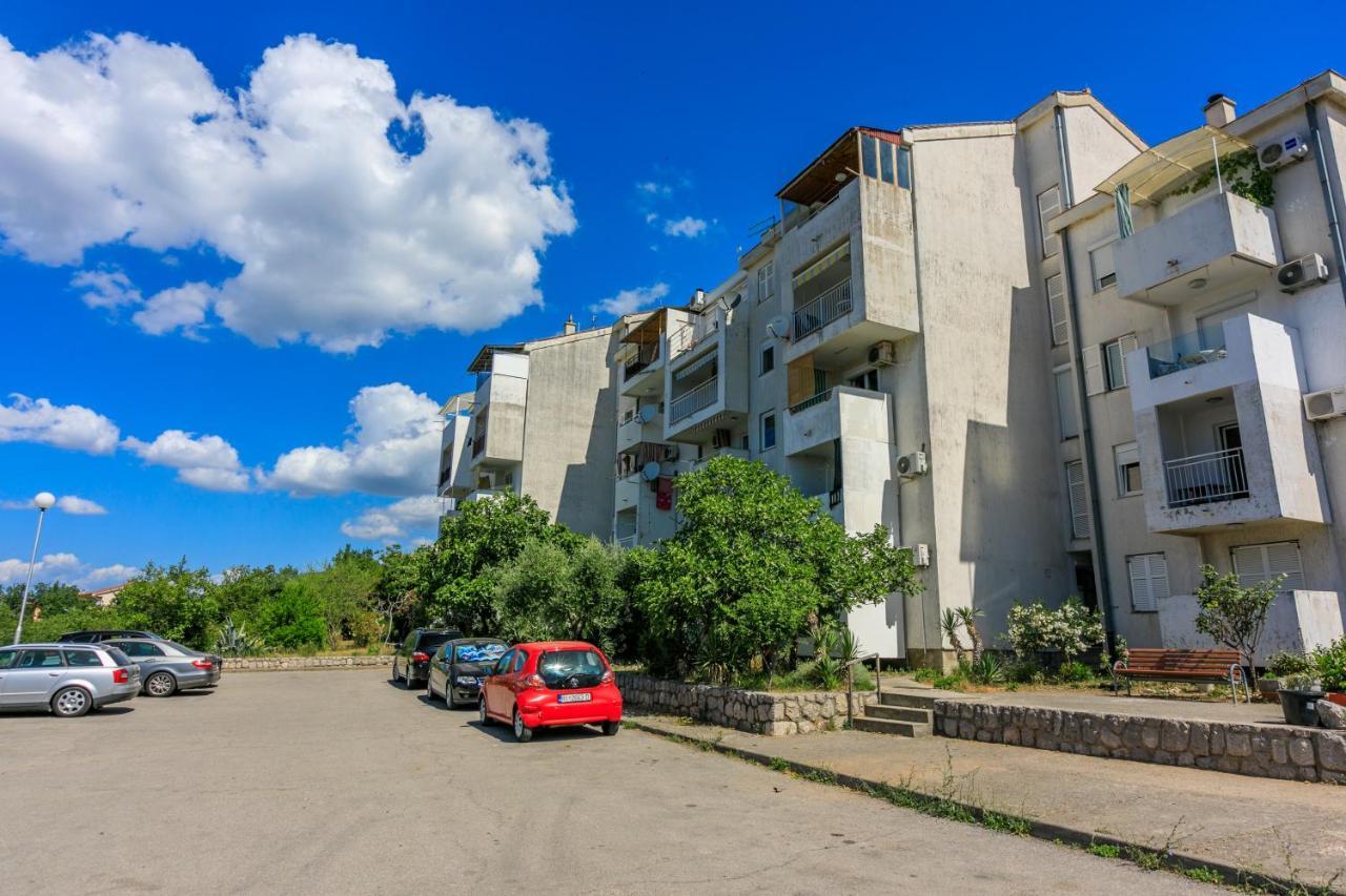 Apartment Pek Crikvenica Eksteriør billede